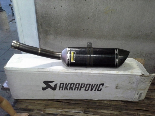 ขายปลาท่อยี่ห้อ AKRAPOVIC CBR 250 ของแท้ครับ ซื้อมา 2 หมื่นกว่าใช้ไป 3 เดือนกว่า ขายปลาท่อยี่ห้อ AKRAPOVIC CBR 250 ของแท้ครับ ซื้อมา 2 หมื่นกว่าใช้ไป 3 เดือนกว่า