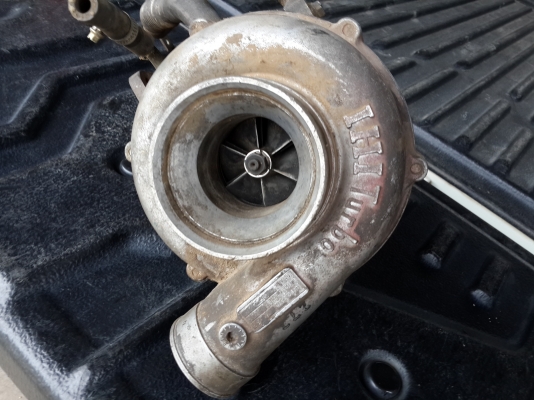 ขายเทอร์โบ hino p11c รุ่น320แรงม้า ซื้อมาจากเชียงกงไม่ได้ใช้