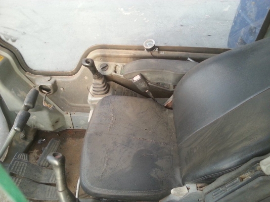 ขายหัวเก๋ง volvo ec210 ตามสภาพ มีผุ นิดหน่อย ขายหัวเก๋ง volvo ec210 ตามสภาพ มีผุ นิดหน่อย