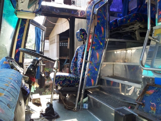 ขายรถบัสนำเที่ยว แอร์เย็นฉ่ำ  ลดกระหน่ำ อยากขาย