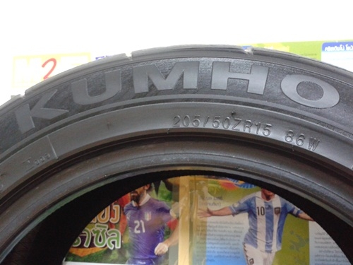 เศษ,205-50-15 KUMHO KU36 ปลายปี12หนึ่งเส้น 1,000 เศษ,205-50-15 KUMHO KU36 ปลายปี12หนึ่งเส้น 1,000