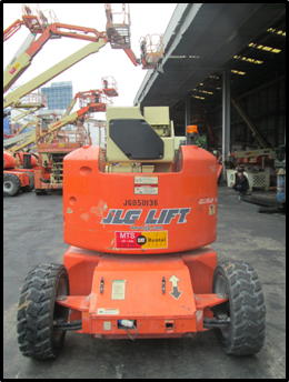 บริการให้เช่ารถกระเช้า รุ่น E450AJ (สูง 13.72 M.) บูมหักศอก แท่นยืนสามระดับ  สนใจเช่าติดต่อ คุณเอ็ม โทร.084-874-2919