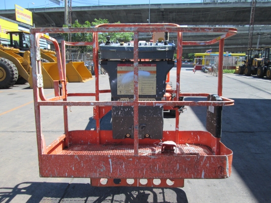 บริการให้เช่ารถกระเช้า รุ่น E450AJ (สูง 13.72 M.) บูมหักศอก แท่นยืนสามระดับ  สนใจเช่าติดต่อ คุณเอ็ม โทร.084-874-2919