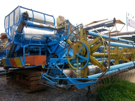 ขายรถเกี่ยวข้าว ไทยเส็งยนต์ อุ้ม2.5ตัน เครื่องJO8C ตัวเดิน12 สภาพพร้อมใช้งาน สนใจสอบถามรายละเอียดเพิ่มเติมโทร 090-8588220คุณนะ