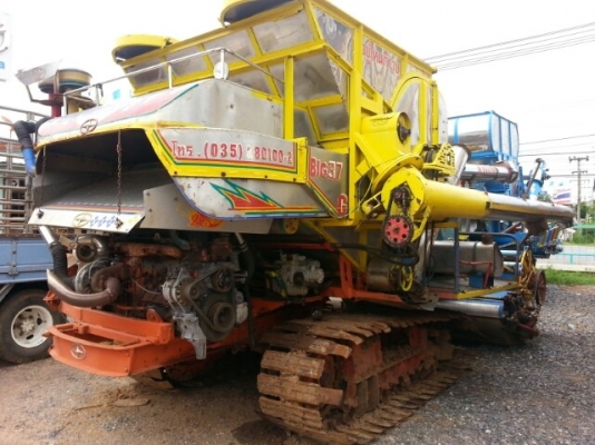 ขายรถเกี่ยวข้าว ศักดิ์พัฒนา อุ้ม2.5ตัน เครื่อง6HH1 เครื่องดี ตัวเดิน12 สภาพพร้อมใช้งาน สนใจสอบถามรายละเอียดเพิ่มเติมโทร 090-8588220คุณนะ