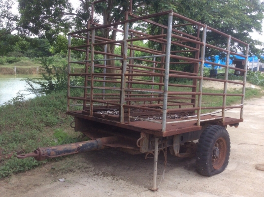 ขายสาลี่ลาก โครงสร้างแข็งแรง น๊อตล้อ 6น๊อต กว้าง 2.10ม. ยาว 2.40ม.ตามสภาพขาย 40,000บาท