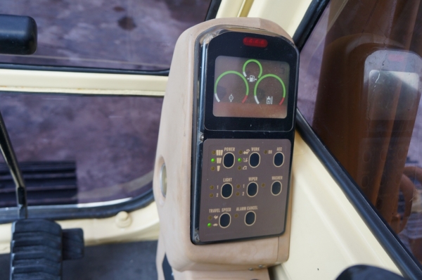 ขาย CAT 320 v2  ปรับสภาพพร้อมใช้