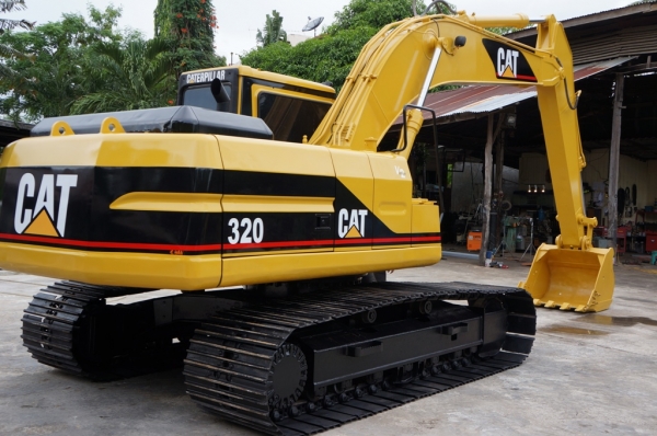 ขาย CAT 320 v2  ปรับสภาพพร้อมใช้