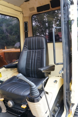 ขาย CAT 320 v2  ปรับสภาพพร้อมใช้