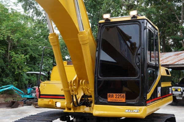 ขาย CAT 320 v2  ปรับสภาพพร้อมใช้