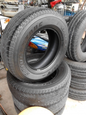 245/70R16 BRIDGE STONE DUELER H/T 840 มีชุด 4 เส้น โทร.081-427-3941 245/70R16 BRIDGE STONE DUELER H/T 840 มีชุด 4 เส้น โทร.081-427-3941