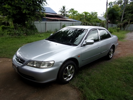 ขายด่วน H0NDA ACCORD งูเห่าปี 2001