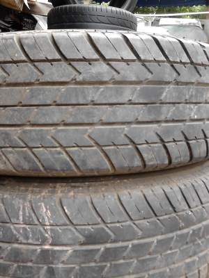 205/75R14 BRIDGE STONE LEO 67 แม๊กพร้อมยาง ใส่ได้เลยครับ โทร.081-427-3941
