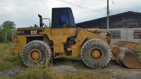 รถตัก CAT 950 E มีเอกสารพร้อมเล่มทะเบียน