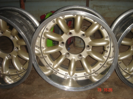 ล้อกล้วยแท้ 15 6รู ล้อกล้วยแท้ 15 6รู