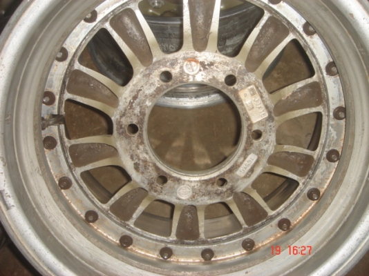 ล้อกล้วยแท้ 15 6รู ล้อกล้วยแท้ 15 6รู