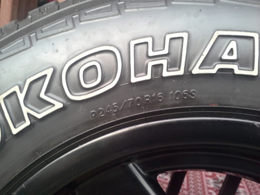 แม็ก16 Lanso เบสเล่ กว้าง8 ออฟ0พร้อมยางyokohama245/70r16ปีผลิตไม่ระบุmade in japam แม็ก16 Lanso เบสเล่ กว้าง8 ออฟ0พร้อมยางyokohama245/70r16ปีผลิตไม่ระบุmade in japam