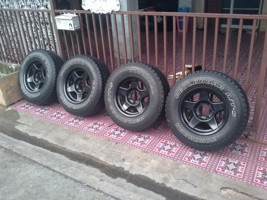 แม็ก16 Lanso เบสเล่ กว้าง8 ออฟ0พร้อมยางyokohama245/70r16ปีผลิตไม่ระบุmade in japam
