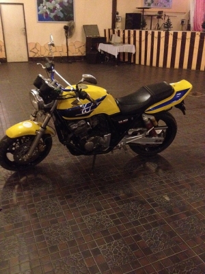 <<43,900>>Cb400sf ปี93 อินวอยออกให้ชื่อผุ้ซื้อ ราคาเบาๆ ขี่กลับได้เลย <<43,900>>Cb400sf ปี93 อินวอยออกให้ชื่อผุ้ซื้อ ราคาเบาๆ ขี่กลับได้เลย