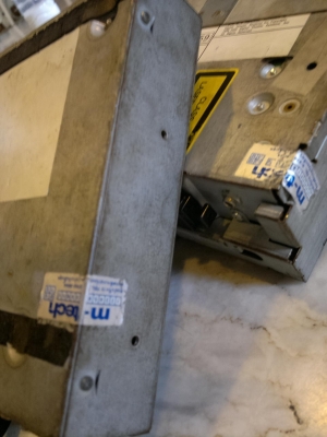 alpine iva d900จอสไลด์7"รุ่นใหญ่สุด1ล้านพิกเซลปรีเอาท์4vกล่องไฟแยก