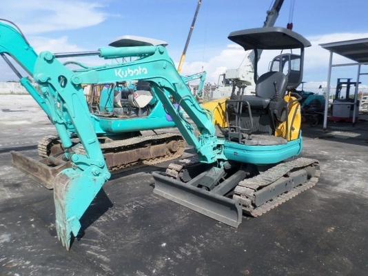 ขายรถขุด. KUBOTA. U25 คอนโทรสั้นน้ำมัน แทรกเหล็ก ปั้มนิ้ว ขายรถขุด. KUBOTA. U25 คอนโทรสั้นน้ำมัน แทรกเหล็ก ปั้มนิ้ว