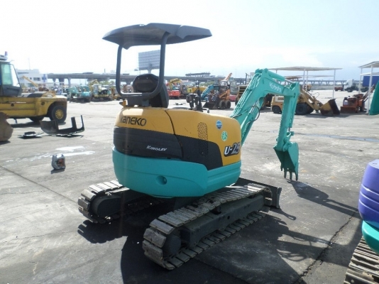 ขายรถขุด. KUBOTA. U25  คอนโทรสั้นน้ำมัน  แทรกเหล็ก ปั้มนิ้ว