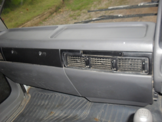 HINO FC4J 170แรงม้า 6เกียร์ ดั้มสามมิตร สวยๆ หัวเดิมทุกชิ้น แซสซืใหญ่ตลอดเสน