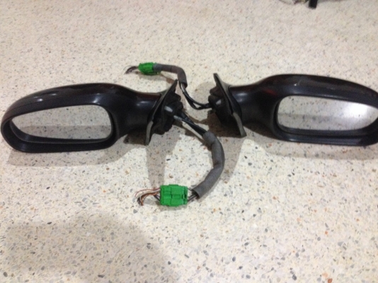 กระจกมองข้าง VOLVO V70 VAN ปี03 04 เก่าญี่ปุ่นสภาพสวย