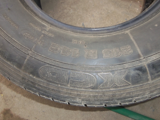 ขายยาง michelin XCD 215R14 ปี12 มี 2 เส้น ขายยาง michelin XCD 215R14 ปี12 มี 2 เส้น