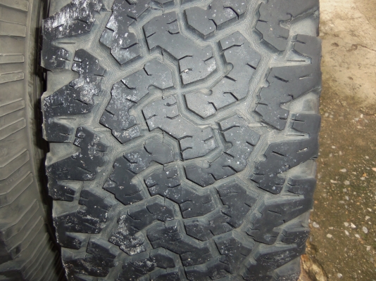 ขายยาง BF Goodrich 4 เส้น ขาย 7500 ขายยาง BF Goodrich 4 เส้น ขาย 7500