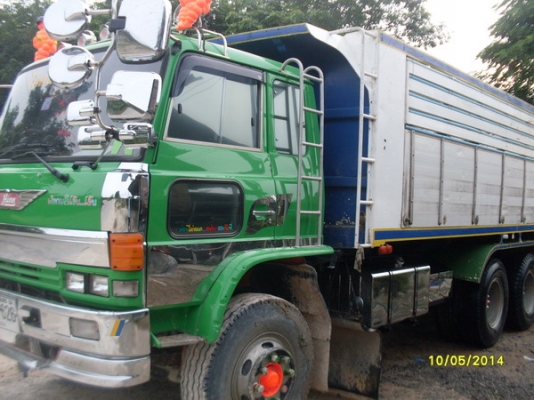 ขายรถ10ล้อดั้ม2เพลา hino f18 เครื่องแรงๆสภาพพร้อมใช้