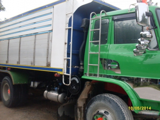 ขายรถ10ล้อดั้ม2เพลา hino f18 เครื่องแรงๆสภาพพร้อมใช้ ขายรถ10ล้อดั้ม2เพลา hino f18 เครื่องแรงๆสภาพพร้อมใช้