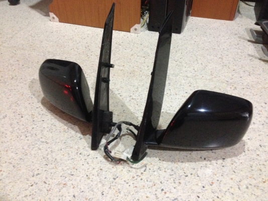 กระจกมองข้าง ESTIMA ปี01 05 ของแท้เก่าญีปุ่นสภาพสวย