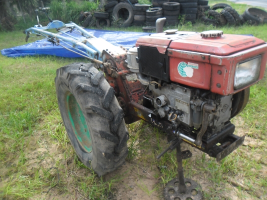 บิ๊กจฺิ๋ว สามเกียร์เบรคใน เครื่องยันม่าร์85เอ็มครับ(ลูกโลก)