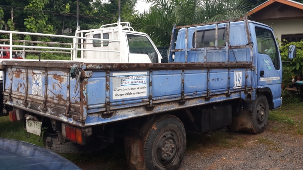 ขายด่วนISUZU 4ล้อเล็ก100แรงสภาพดีมากพร้อมใช้ในเมืองไม่ติดเวลาราคาโทร0843923995