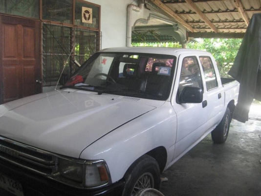 ขายรถโตโยต้าไมตี้เอ็กซ์ 4ประตู