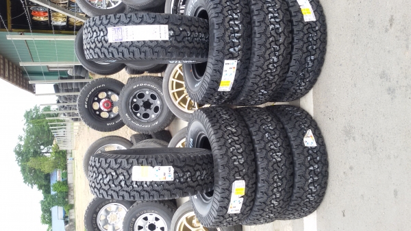 ขายยางใหม่BF 265 75 16 เส้นละ7500