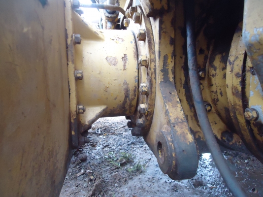 ขายด่วนรถเกรดCAT140Gหัวฉีดแฮมเมอร์มีเล่มทะเบียนรถเดิมๆๆ