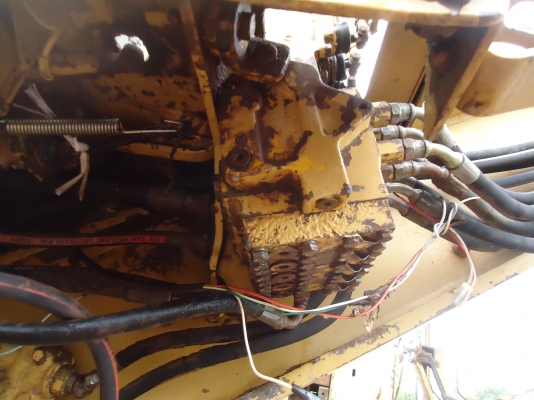 ขายด่วนรถเกรดCAT140Gหัวฉีดแฮมเมอร์มีเล่มทะเบียนรถเดิมๆๆ