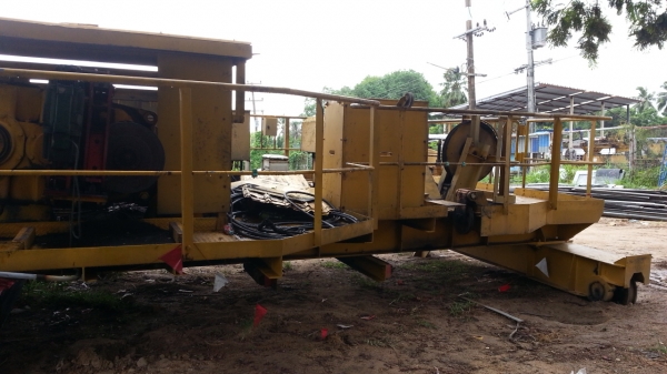 รื้อแล้วครับขายทุกชิ้นเลือกได้กิโลละ 20 บาท รื้อแล้วครับขายทุกชิ้นเลือกได้กิโลละ 20 บาท