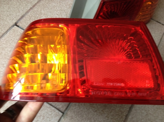 ไฟท้าย CAMRY ปี2001เก่าญี่ปุ่นสภาพสวย ไฟท้าย CAMRY ปี2001เก่าญี่ปุ่นสภาพสวย