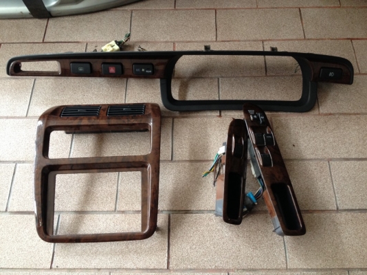 ชุดเเต่งลายไม้ ESTIMA เก่าญี่ปุ่นไม่ทราบรุ่นทั้งชุดตามรูป