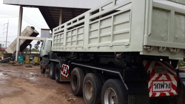 ขายด่วนหัวลาก3MFพร้อมหางดั้มสามเพลาสวยสุดๆราคาโทร0843923995