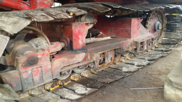 ขายรถเกี่ยวข้าว ศัดดิ์พัฒนาตัวเดิน12 ปั๊มไดกิ๊นเบอร์23 โซ่ดีสภาพสวยพร้อมใช้งาน เครื่อง ISUZU 6HH1 TURBO อุ้ม2.5ตัน