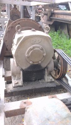 Sell> ขายเครื่องม้วนเหล็กแผ่น หน้ากว้าง 6 ฟุต เพลาตันโต 7" นิ้ว มอเตอร์ 10 แรง 3 เฟส พร้อมใช้งานครับ