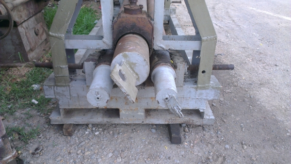 Sell> ขายเครื่องม้วนเหล็กแผ่น หน้ากว้าง 6 ฟุต เพลาตันโต 7" นิ้ว มอเตอร์ 10 แรง 3 เฟส พร้อมใช้งานครับ