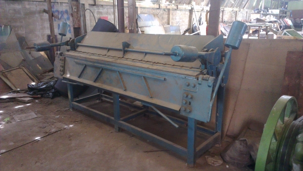 * 48,000- บาท *Sell> ขายด่วนเครื่องพับม์อโยก หน้ากว้าง 8 ฟุต เป็นเหล็กเหนียวครับ เดิมใช้อยู่อู่ต่อรถบัส เจ้าของร้อนเงินครับ