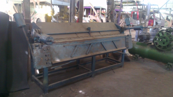 * 48,000- บาท *Sell> ขายด่วนเครื่องพับม์อโยก หน้ากว้าง 8 ฟุต เป็นเหล็กเหนียวครับ เดิมใช้อยู่อู่ต่อรถบัส เจ้าของร้อนเงินครับ