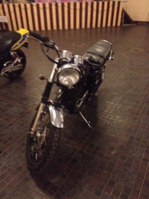 ขายSR400 INV. เดิม ปี96 คาบูลูกชัก ท่อแทรปแท้ 53900 บาท