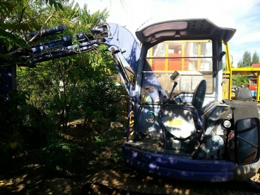 รถขุด KOMATSU PC50 UU-2 ปั้มนิ้ว